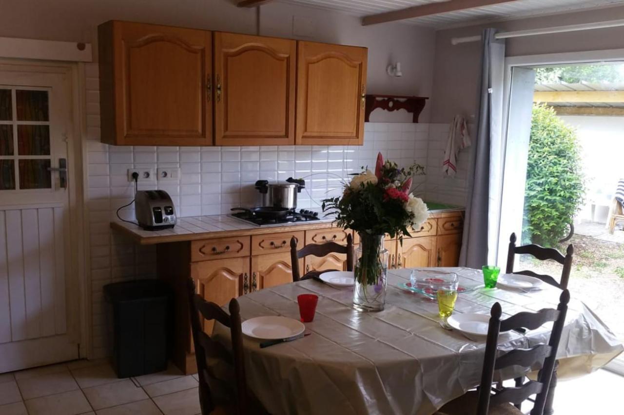 Le Petit Cottage Entre Village Et Mer Trélévern 외부 사진