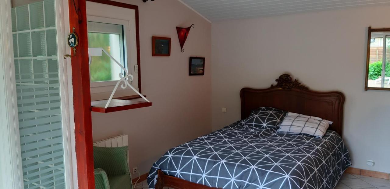 Le Petit Cottage Entre Village Et Mer Trélévern 외부 사진
