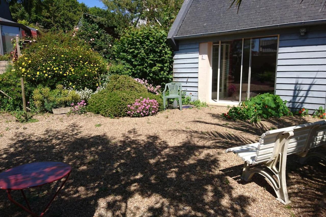 Le Petit Cottage Entre Village Et Mer Trélévern 외부 사진